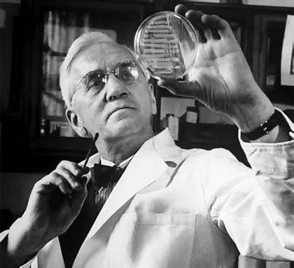 Alexander Fleming 03 https://www.creatrib3.com